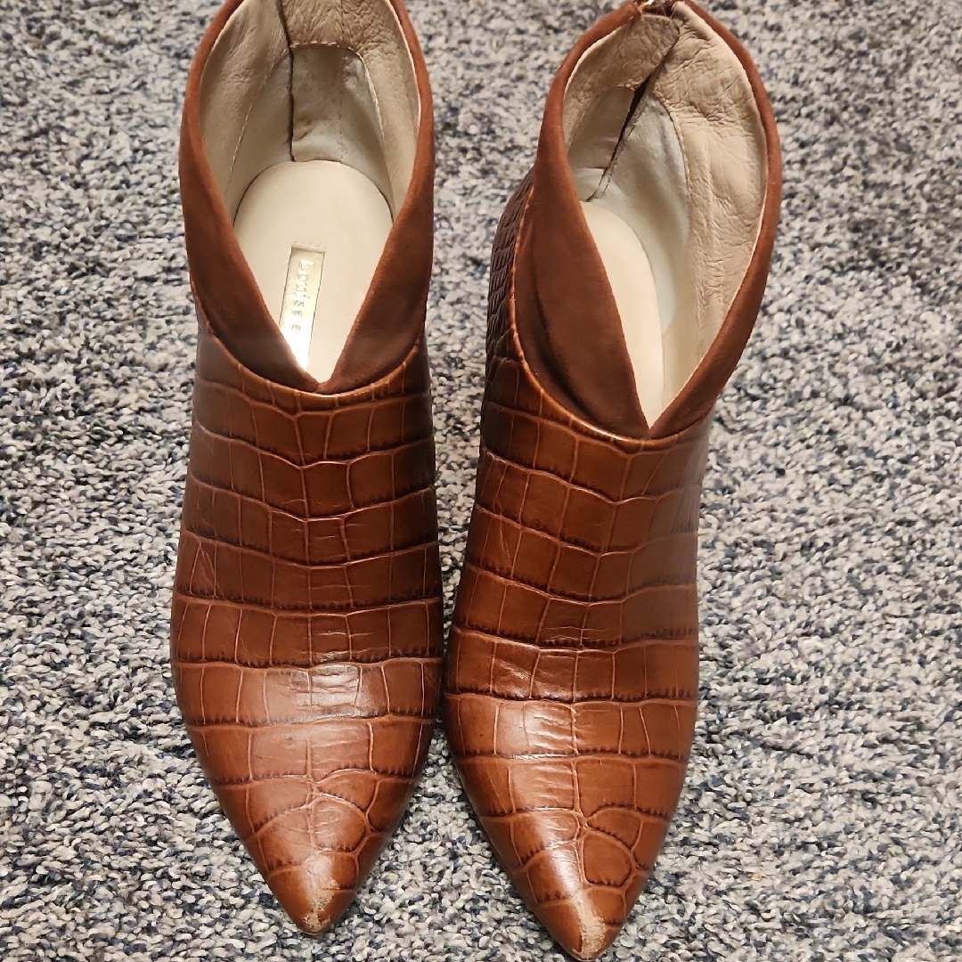 Brown Crocodile Pattern Ankle Boots